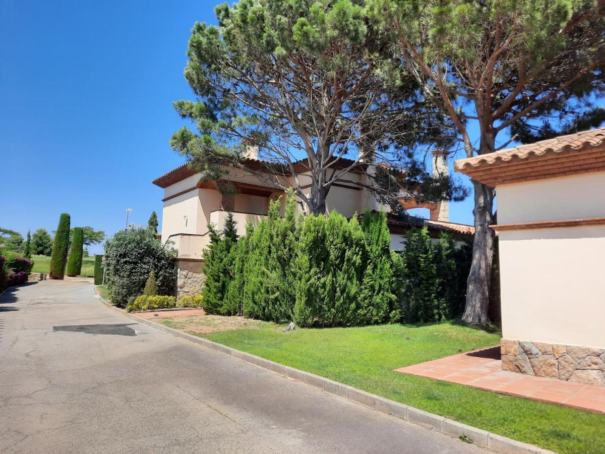 Apartamento Vistas Golf Bonmont Bonmont Terres Noves Luaran gambar